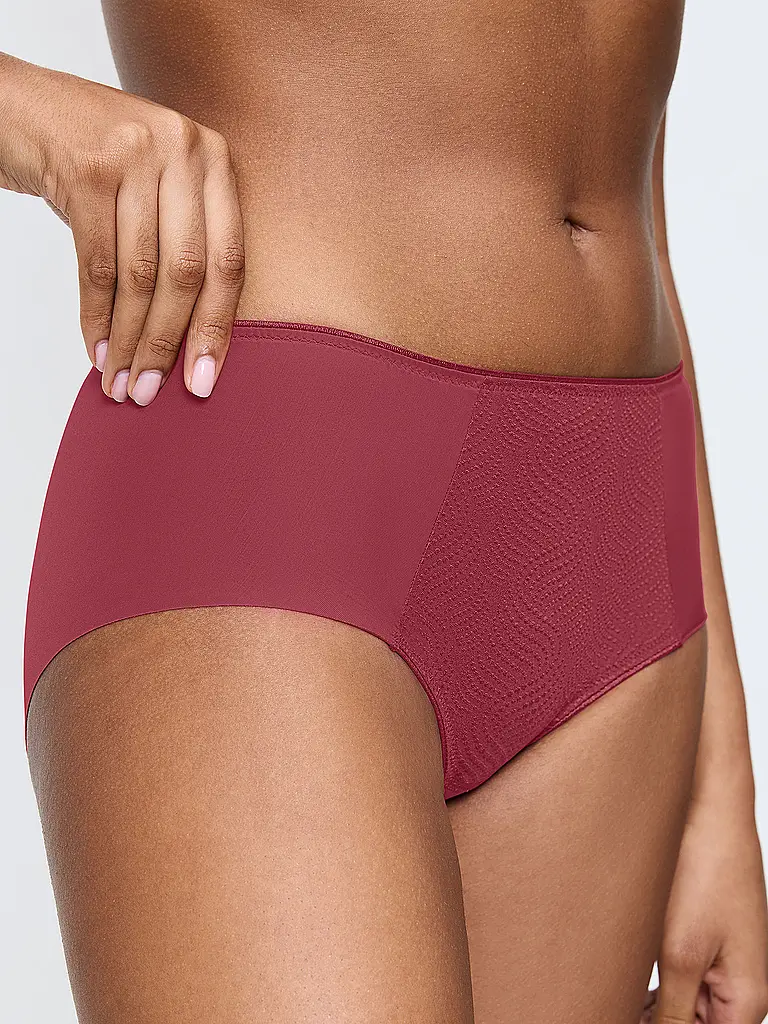 TRIUMPH | Hipster ESSENTIAL MINIMIZER rouge marsala | 