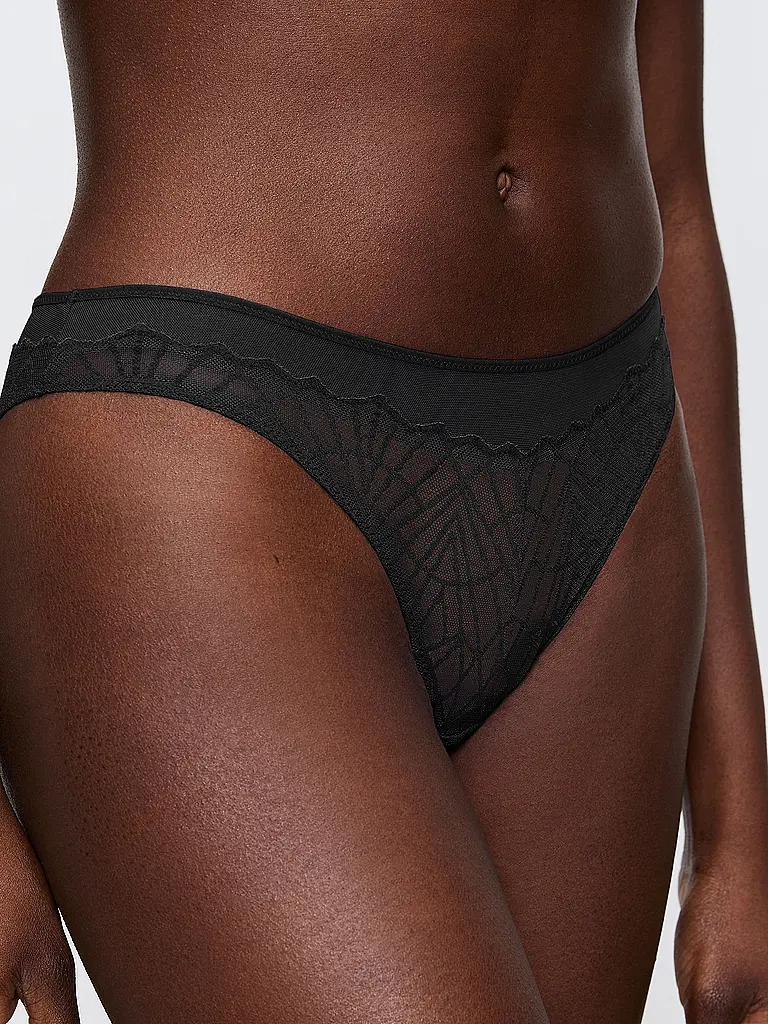 TRIUMPH | Slip THAT NIGHT IN VEGAS noir | 