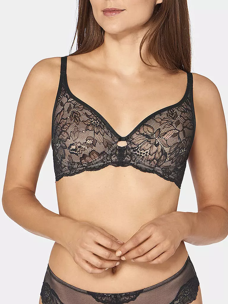 TRIUMPH | Soutien-gorge à armatures "Amourette Charm" (Noir) |