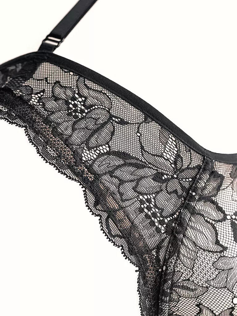 TRIUMPH | Soutien-gorge à armatures "Amourette Charm" (Noir) |