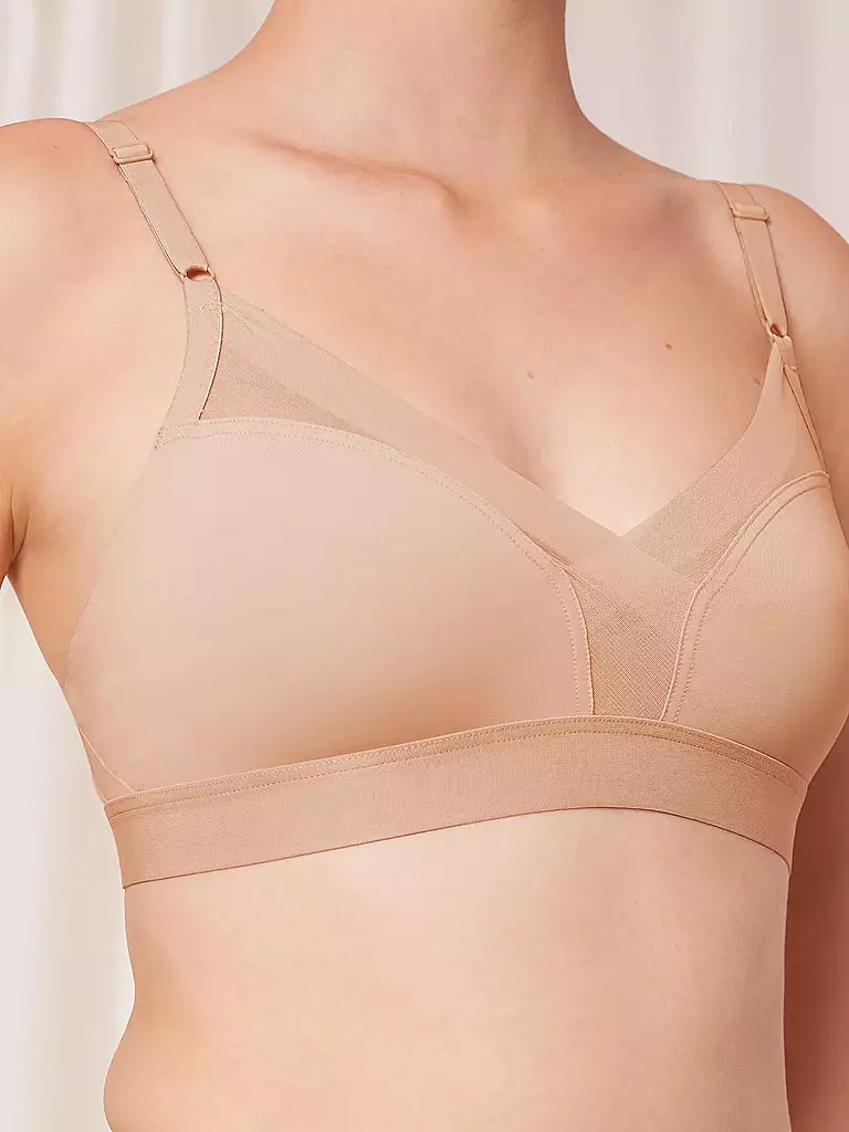 TRIUMPH | Soutien-gorge sans armatures SHAPE SMART beige neutre |