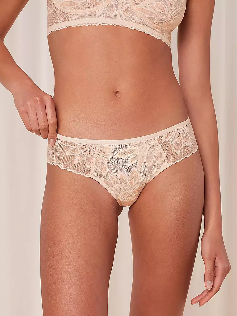 TRIUMPH | String AMOURETTE CHARM fresh powder | Crème