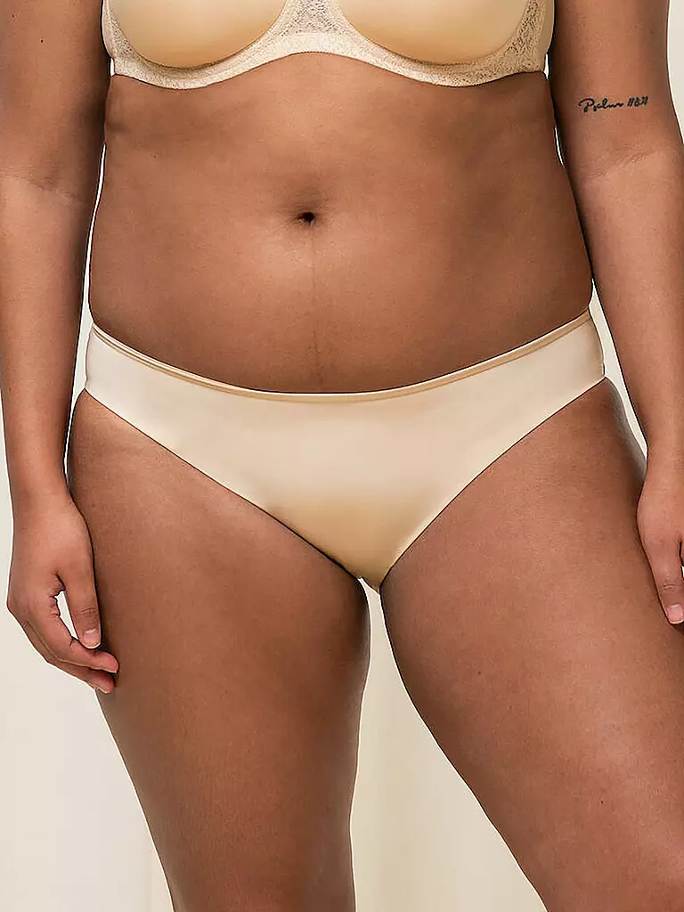 TRIUMPH | Tai-Slip "Body Make-Up Essentials" (Nude Beige) | 