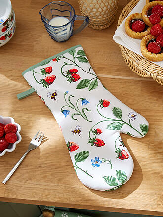 ULSTER WEAVERS | Manique Strawberry Patch