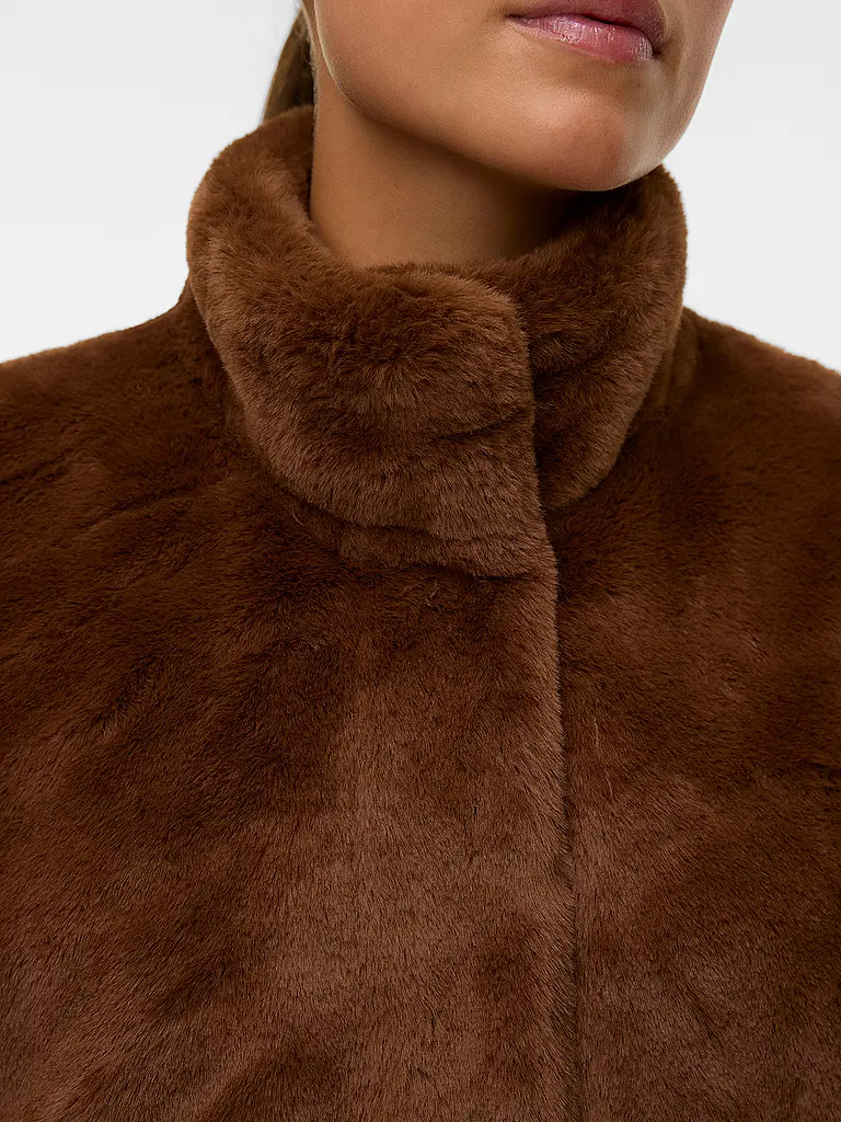 VERO MODA | Nom du produit: Gilet en fausse fourrure VMSONJAPOPPY | Marron