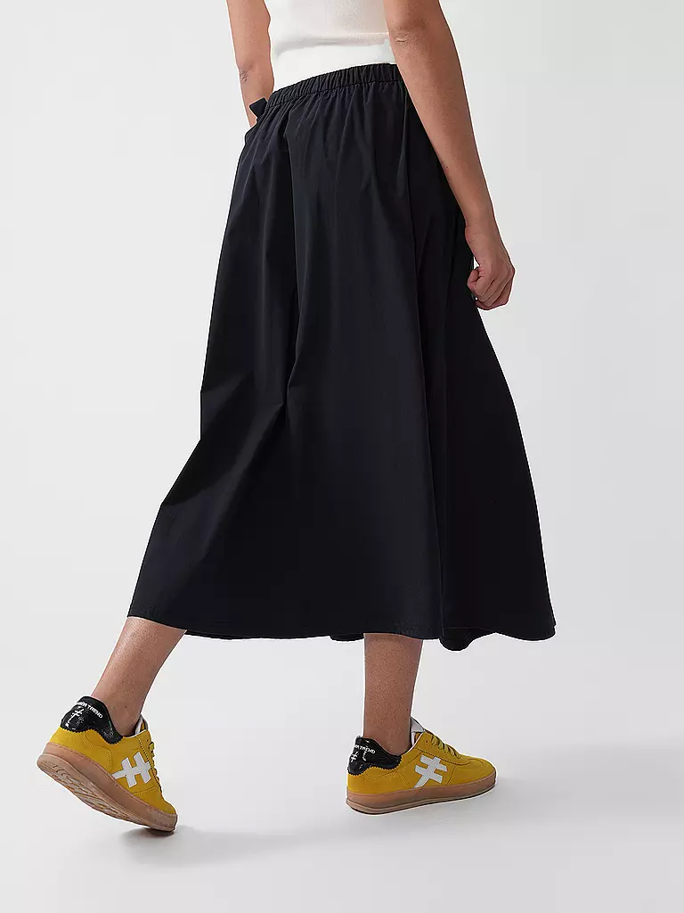 WEEKEND MAX MARA | Midirock FOLK | Noir