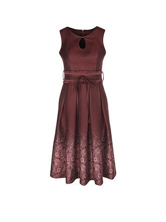 WENGER | Robe traditionnelle FLAWA