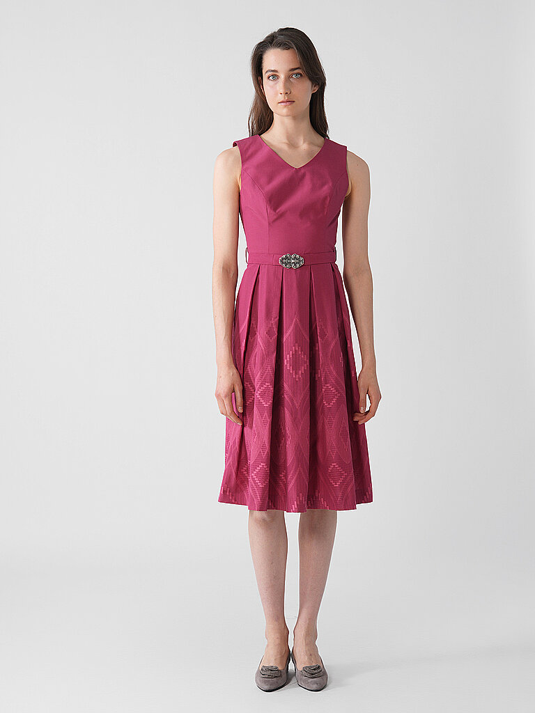 Robe traditionnelle CAMILA baie 36