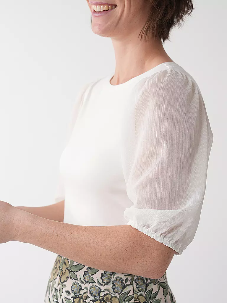 WENGER | Blusenshirt INN
Marke: WENGER
Farbe: creme
Kategorien: Mode,Damen

Ärmellänge: 3/4 Ärmel
Ausschnitt: Rundhalsausschnitt
Material: Jersey,Chiffon,Stretch,Viskose ,Mix
Musterung: Unifarben
Passform (Oberbekleidung): Regular | Crème