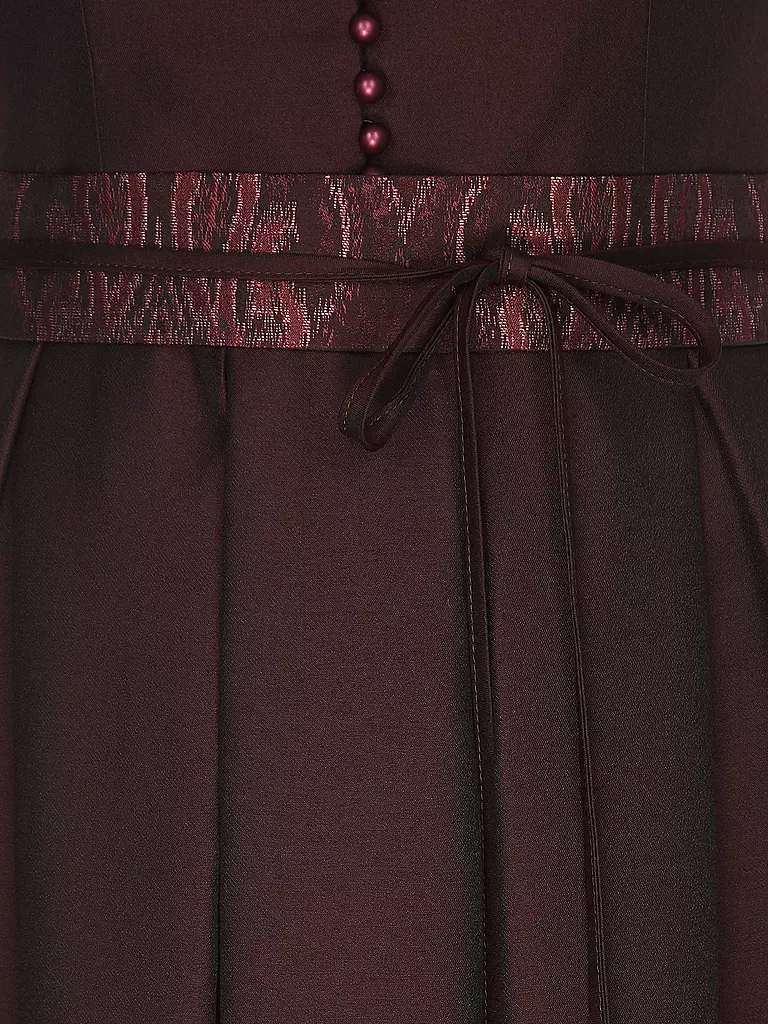 WENGER | Robe traditionnelle FENJA | 