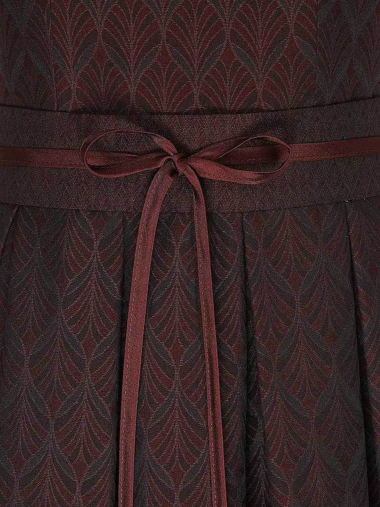 WENGER | Robe traditionnelle OXANA | 