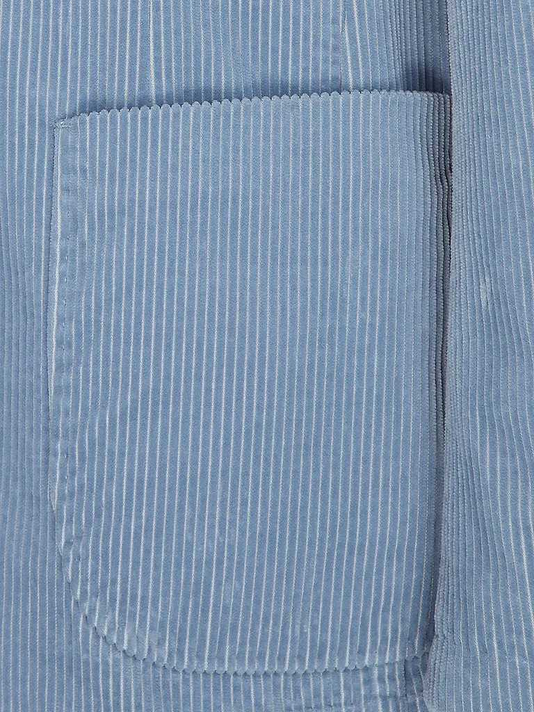 WINDSOR | Nom du produit : Sakko GIRO-W
Marque : WINDSOR
Couleur : bleu clair
Catégories : Mode, Homme

Longueur des manches : Manches longues
Matière : Velours côtelé, Coton
Type de col : Col à revers
Motif : Uni
Coupe (vêtements d’extérieur) : S | Bleu clair