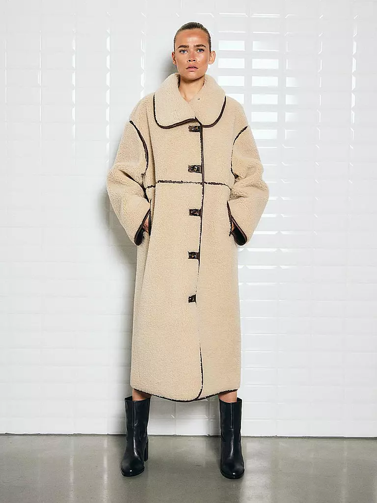 WITHBLACK | Manteau en fausse fourrure DAJANA | creme