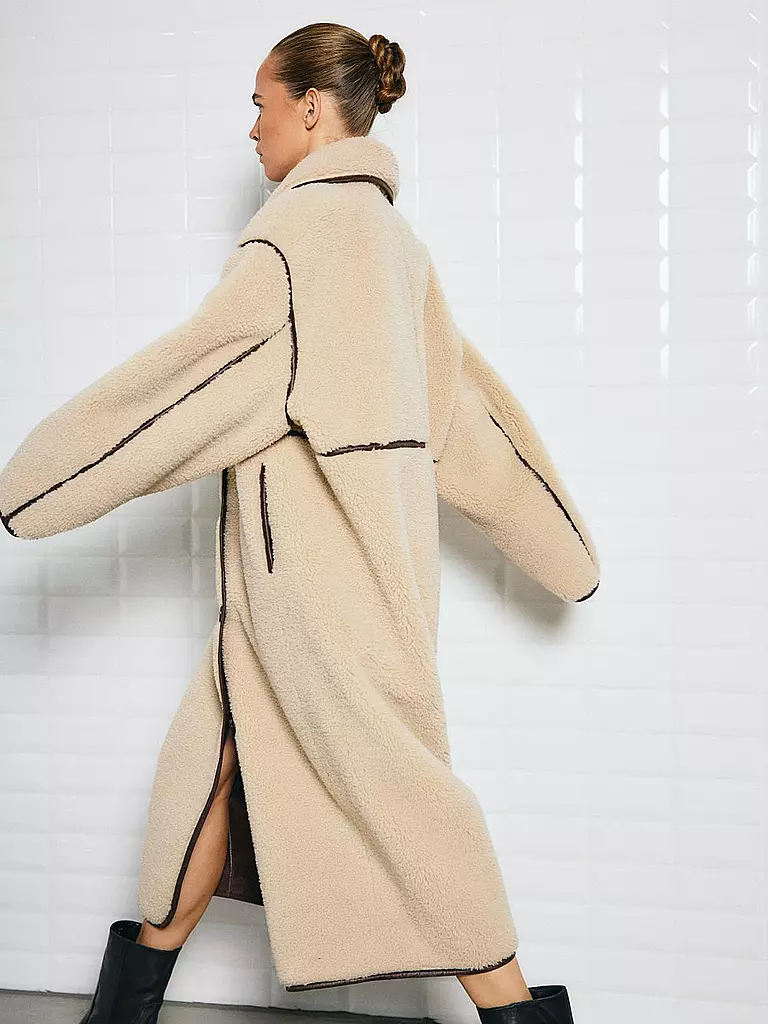 WITHBLACK | Manteau en fausse fourrure DAJANA | 