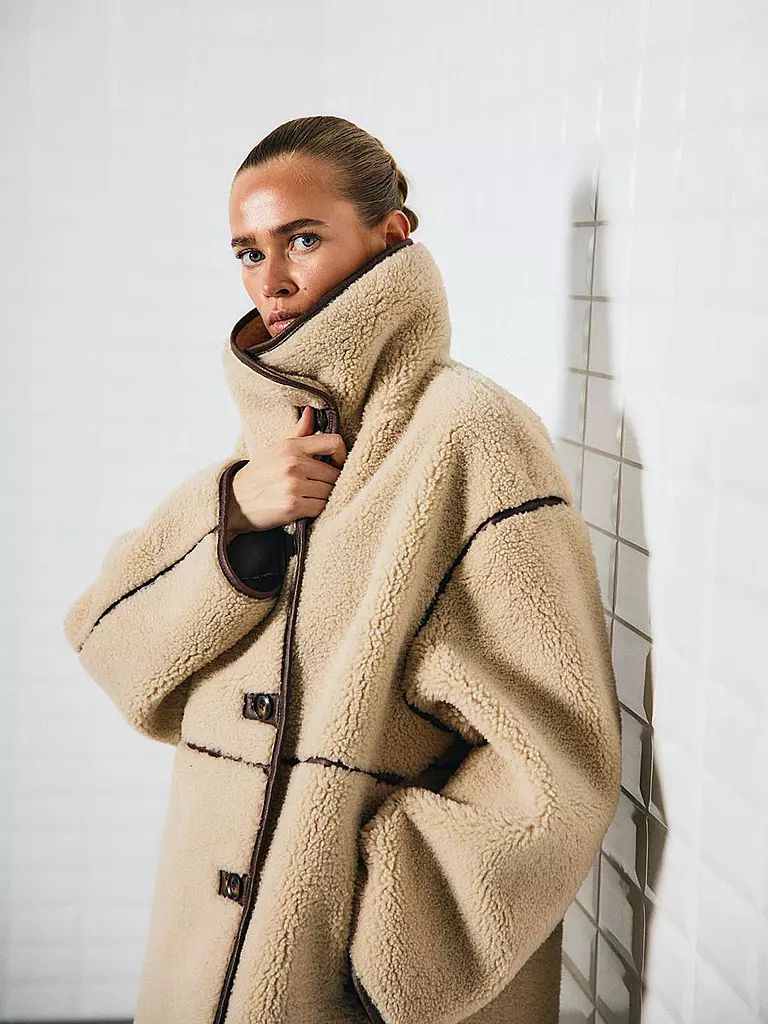 WITHBLACK | Manteau en fausse fourrure DAJANA | 