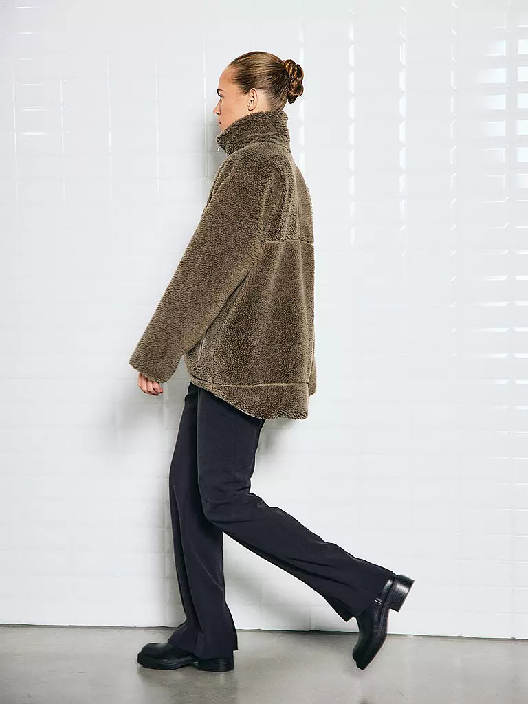 WITHBLACK | Veste aspect peau de mouton PILE | hellbraun
