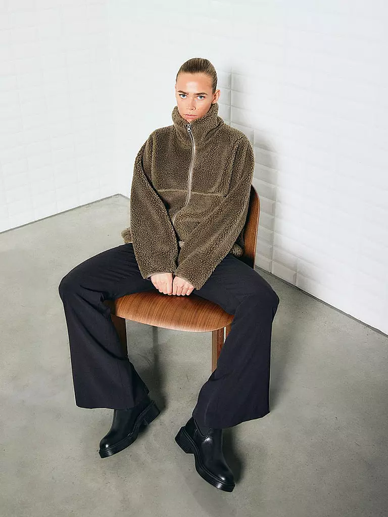 WITHBLACK | Veste aspect peau de mouton PILE | hellbraun