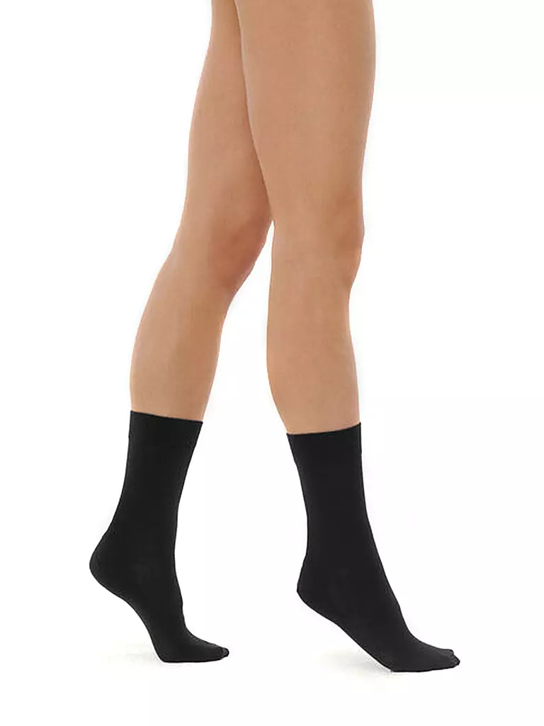 WOLFORD | Chaussettes en cachemire noires | Noir