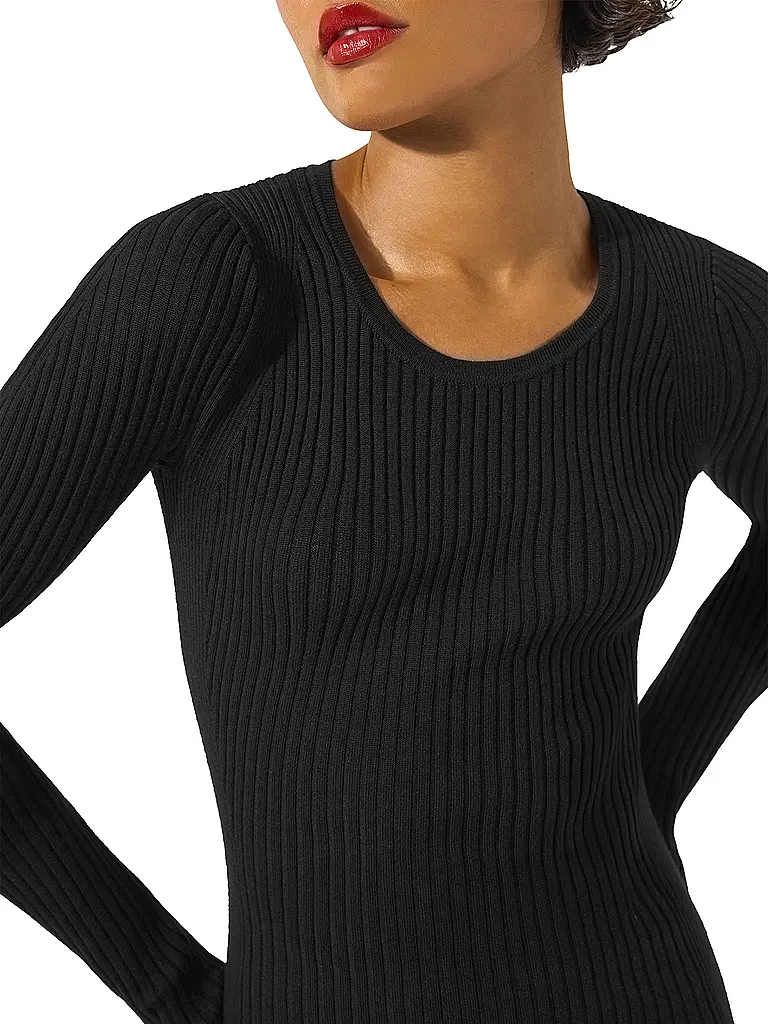 WOLFORD | Produktname: Langarmshirt
Marke: WOLFORD
Farbe: schwarz
Kategorien: Mode,Damen
Ärmellänge: Langarm
Ausschnitt: Rundhalsausschnitt
Material: Merino,Schurwolle,Ripp ,Strick
Musterung: Unifarben
Passform (Oberbekleidung): Slim
Details: Strickmuster
T-shi |