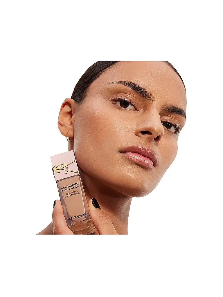YVES SAINT LAURENT | All Hours Glow Foundation MN9 | Marron clair